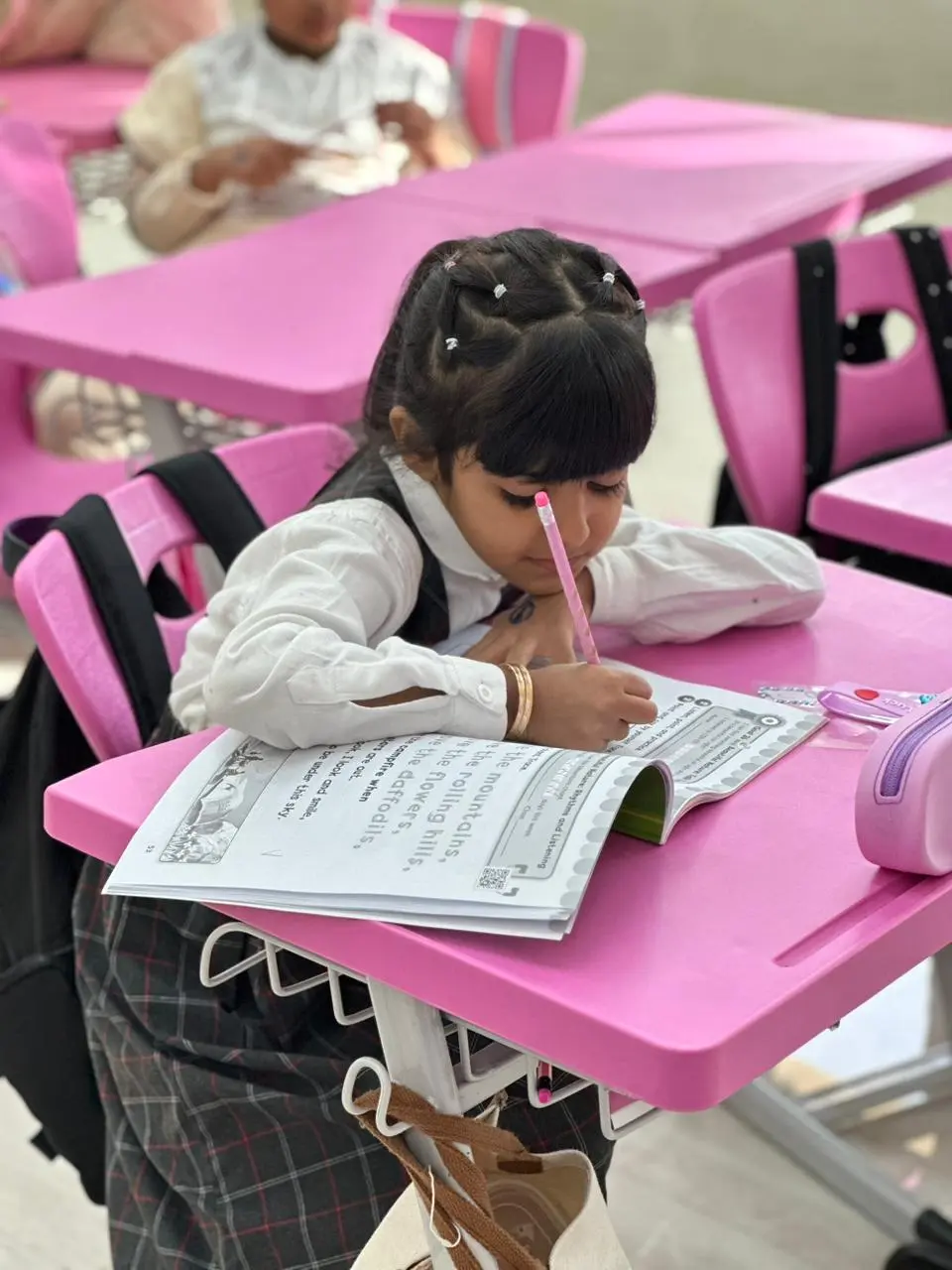 الفنون والأنشطة المصاحبة